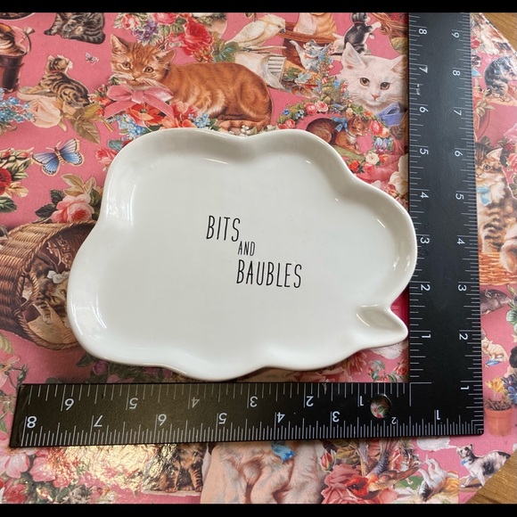 NWT Ivory Ceramic Trinket / Jewelry Dish Plate Tray “ Bits & Baubles “ 🤍… - Picture 2 of 5